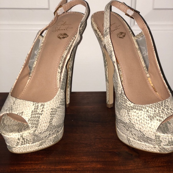 Snake Skin Slingback Peep Toe Pump - Picture 2 of 7